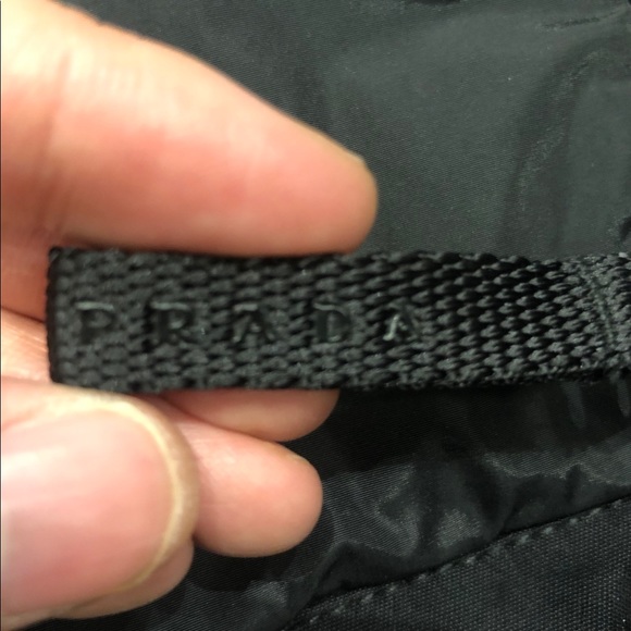 Prada - Picture 4 of 5